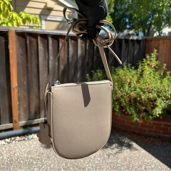 Leather Crossbody Bag Messenger Bag  Women Handbag Gray Brand New - Picture 10 of 13